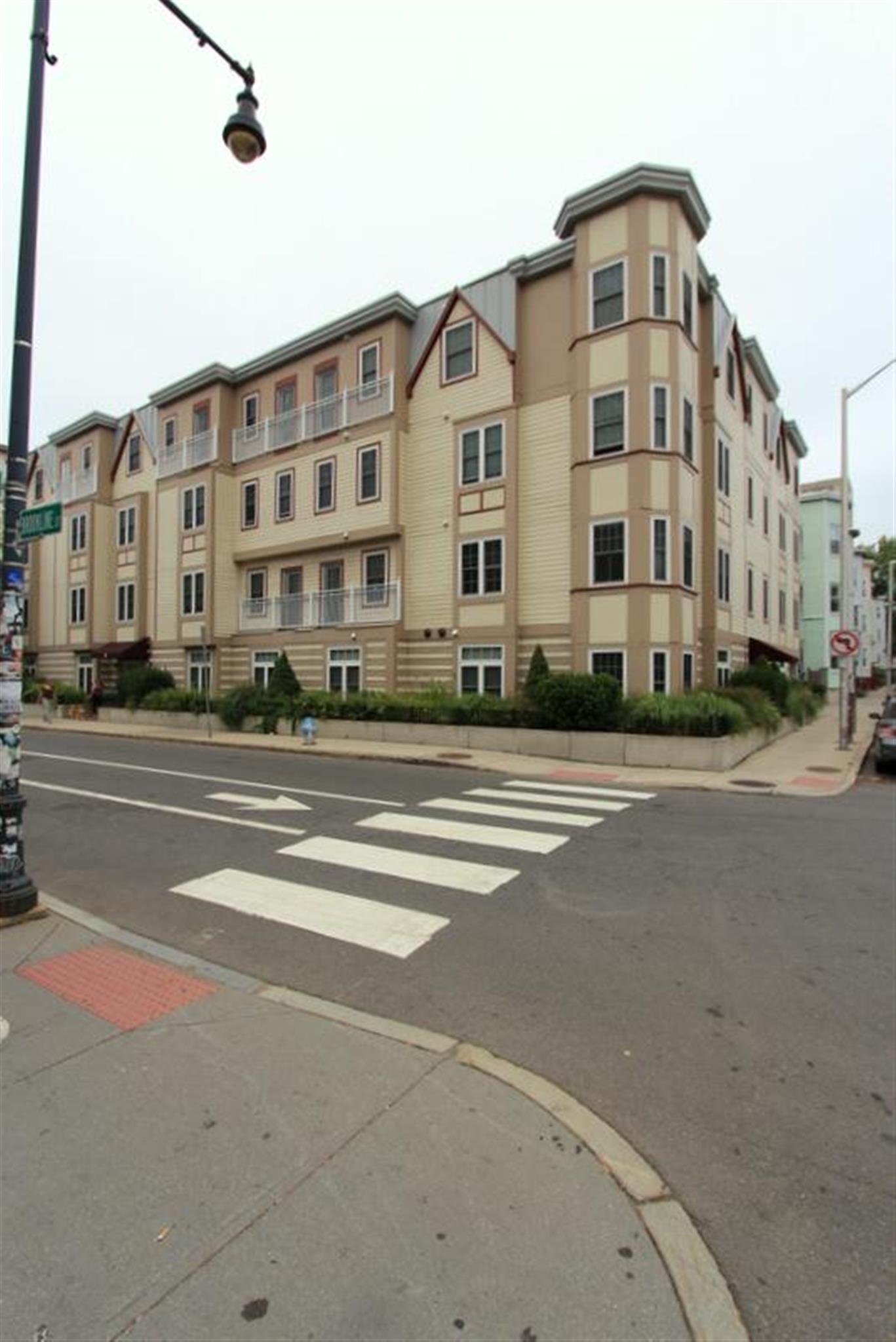 Studio bed, 1 bath apartment for rent at 21 Brookline St Unit 103, Central Square — photo 10 of 15