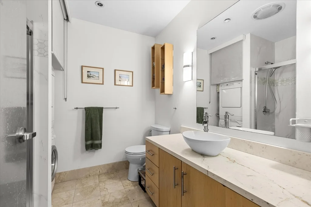 1313 Washington, South End