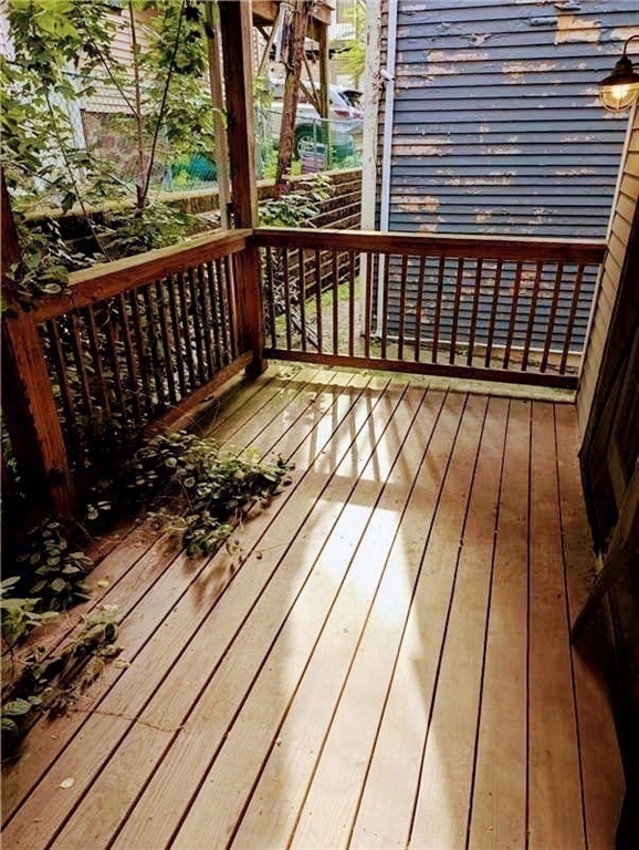 176 Hillside St, Mission Hill