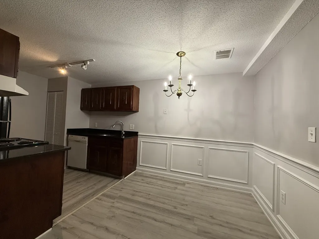 34 Walden Dr, Natick