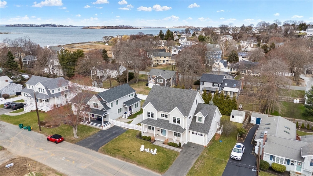 40 Foley Beach Rd, Hingham