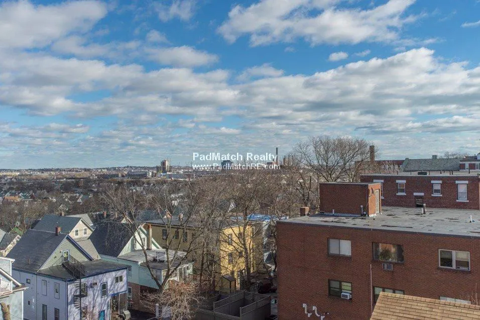 123 Highland Ave, Winter Hill