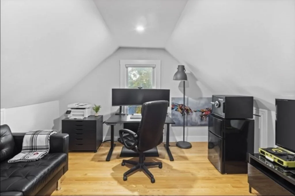 14 Everett St, Tufts University