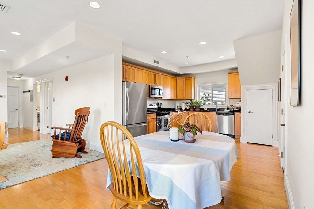 210 Summer St, Spring Hill