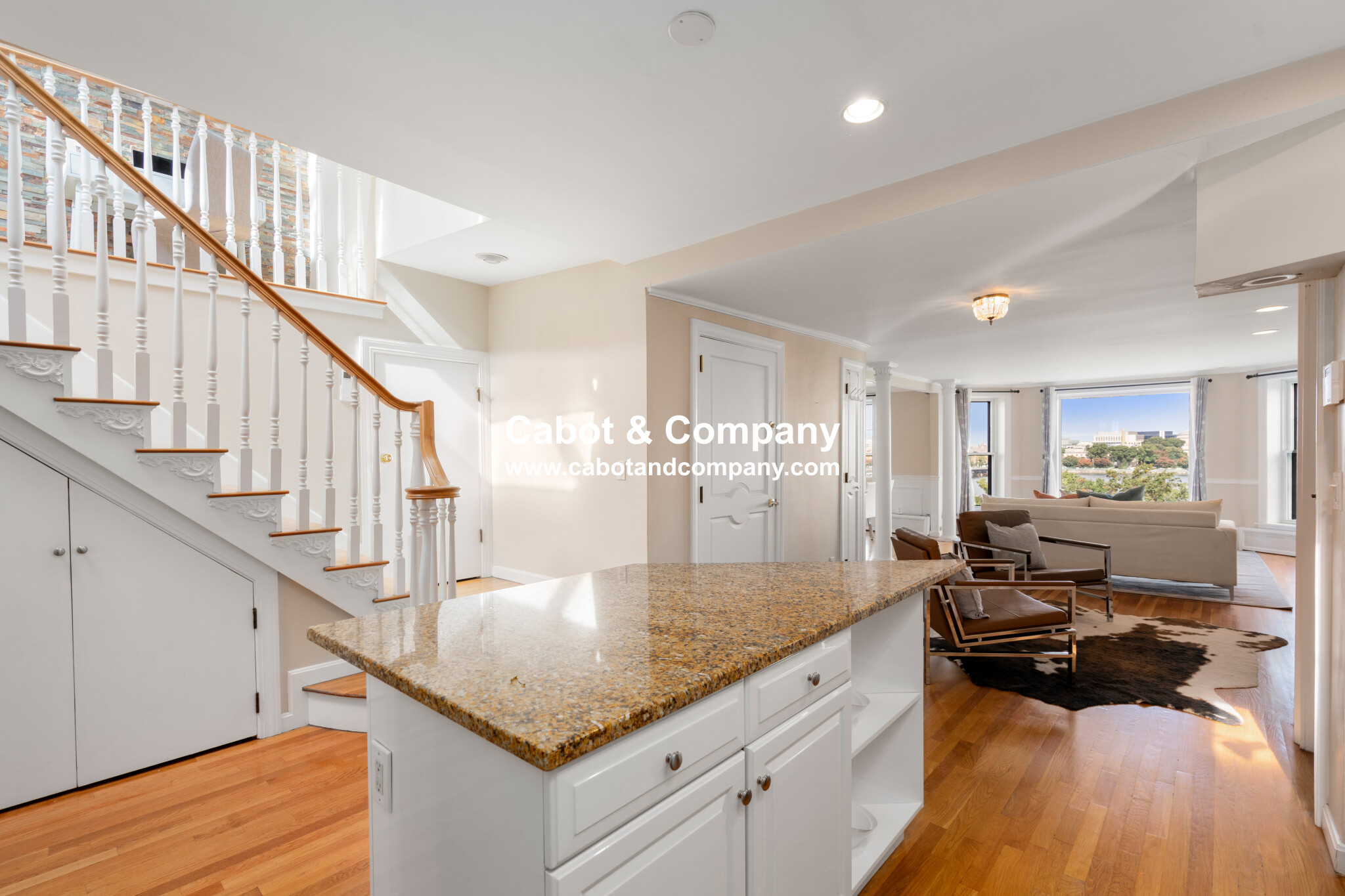 458 Beacon St, Back Bay