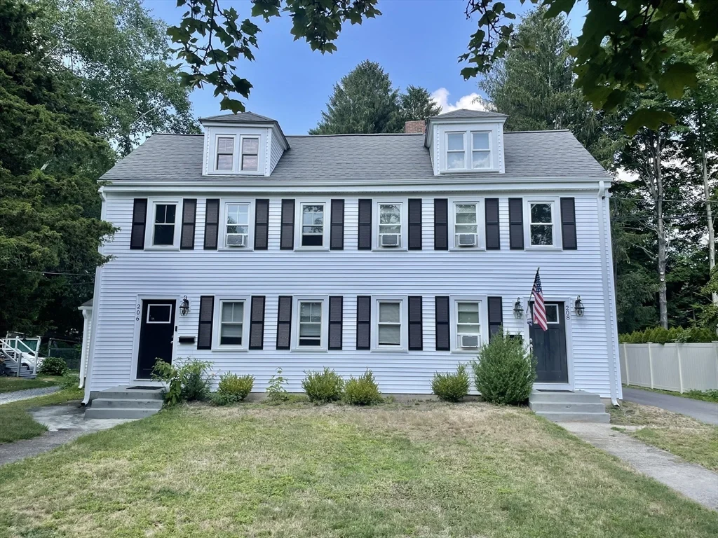 206 Concord St, Newton Lower Falls