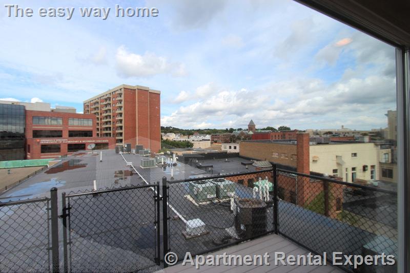 61 Exchange St, Malden Center