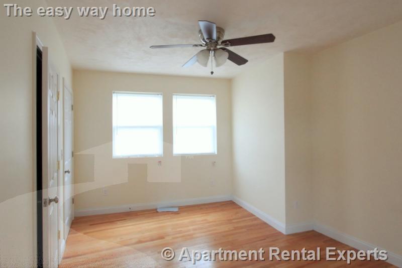 61 Exchange St, Malden Center