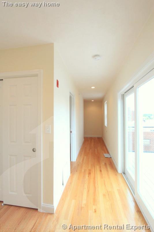 61 Exchange St, Malden Center