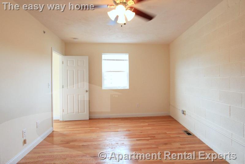 61 Exchange St, Malden Center