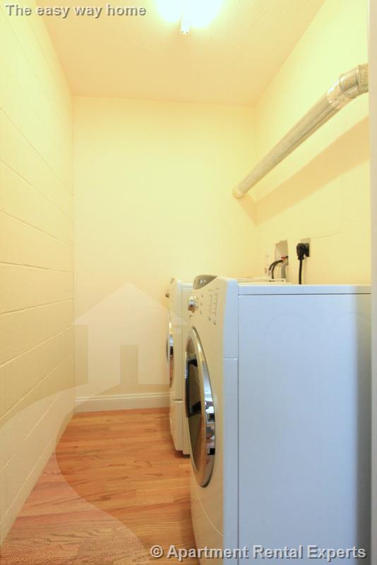 61 Exchange St, Malden Center