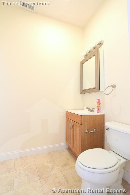 61 Exchange St, Malden Center