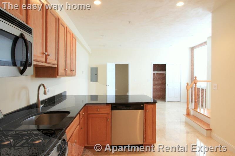 61 Exchange St, Malden Center