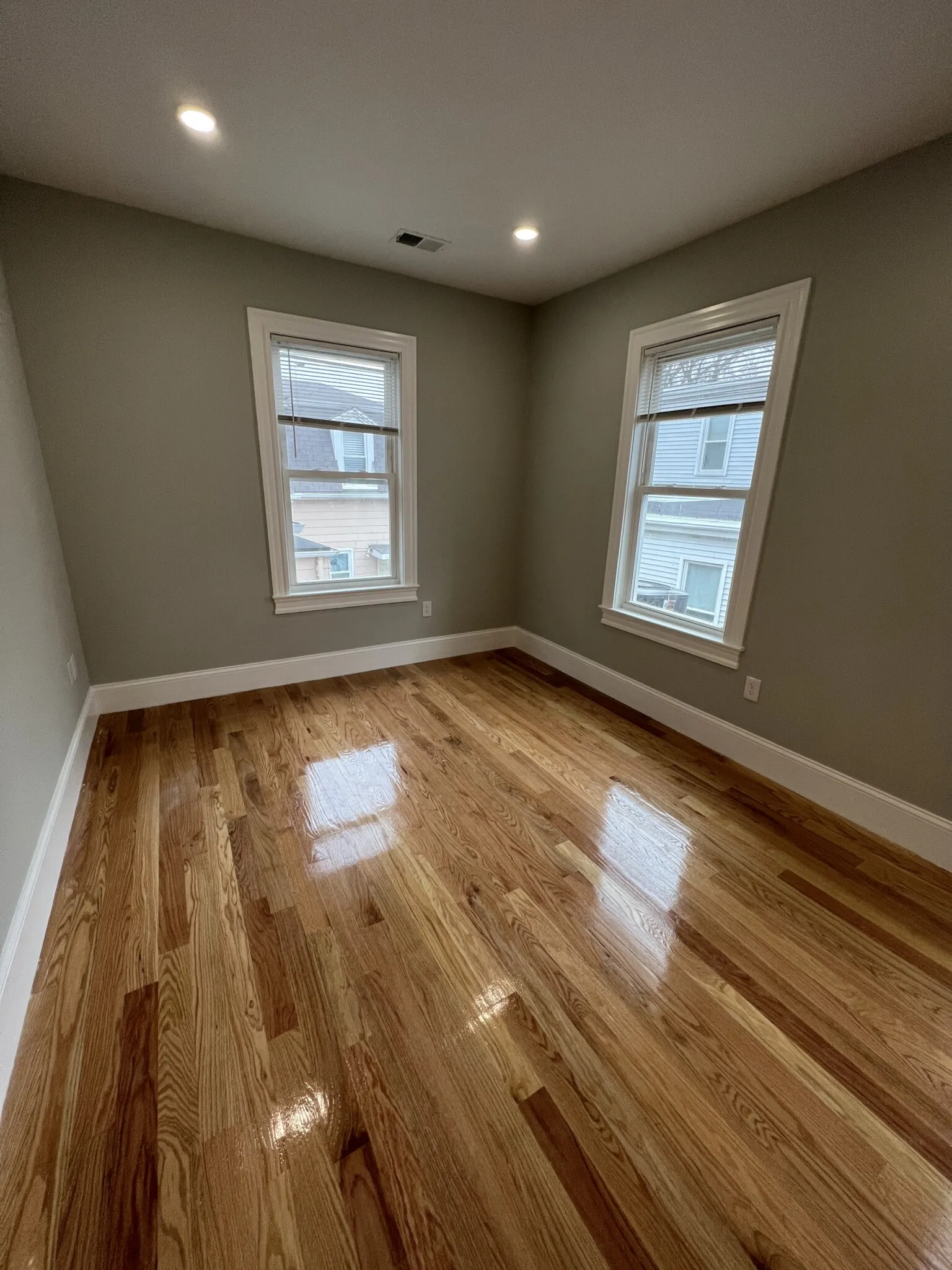 73 Pearl St, East Somerville