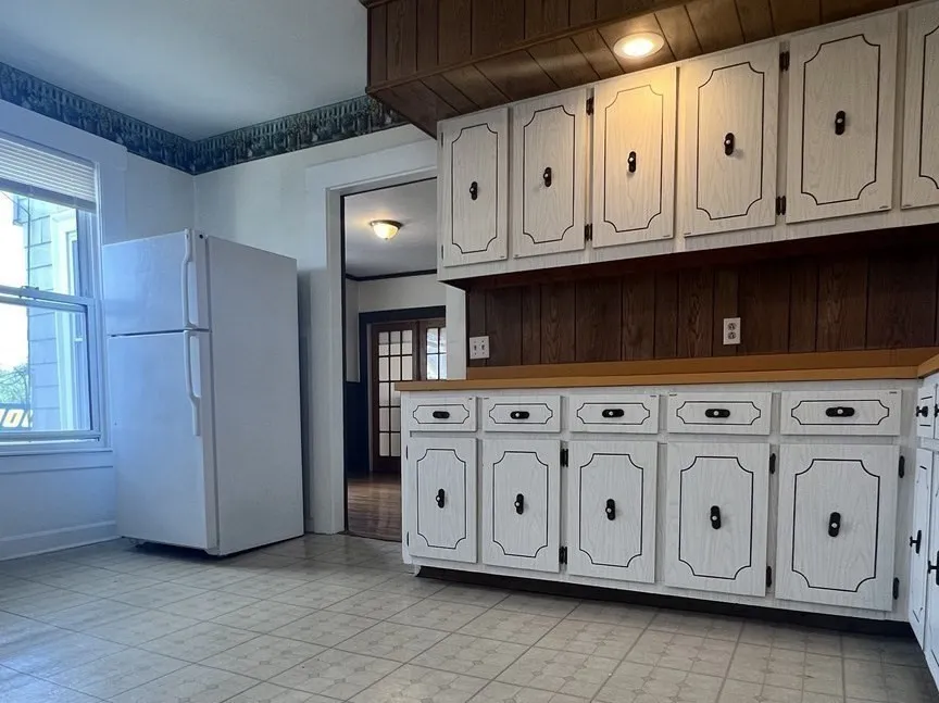 543 Broadway, Magoun Square