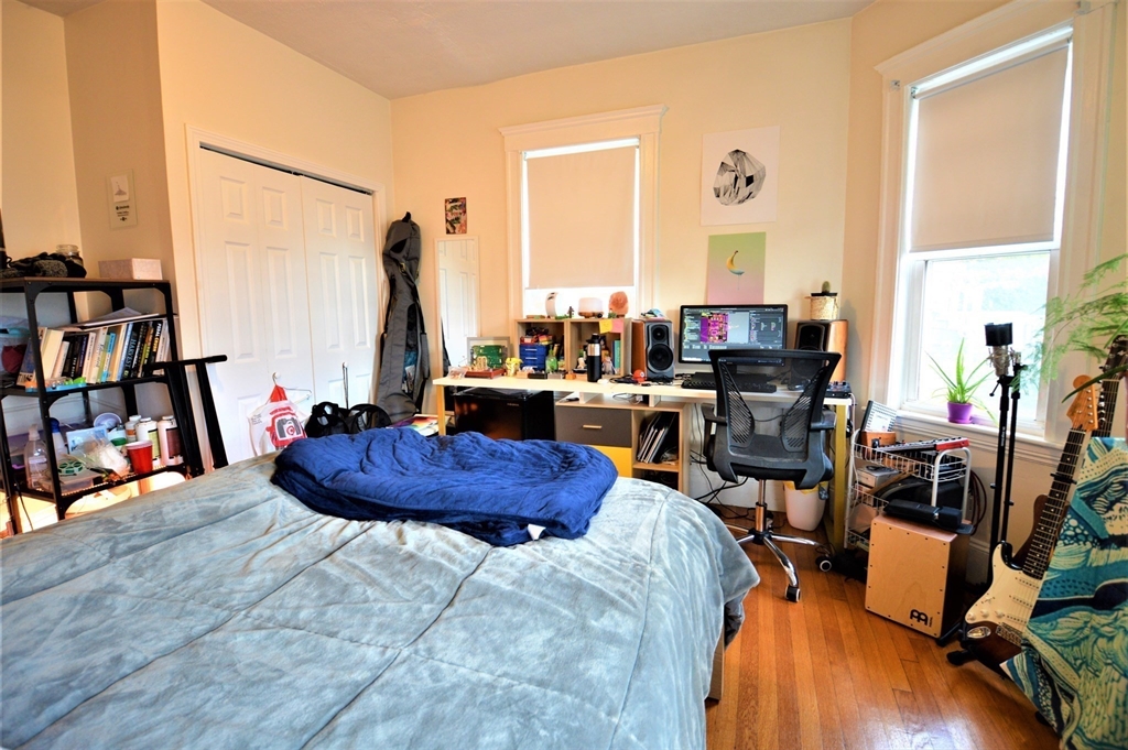 94 Montebello Rd, Jamaica Plain