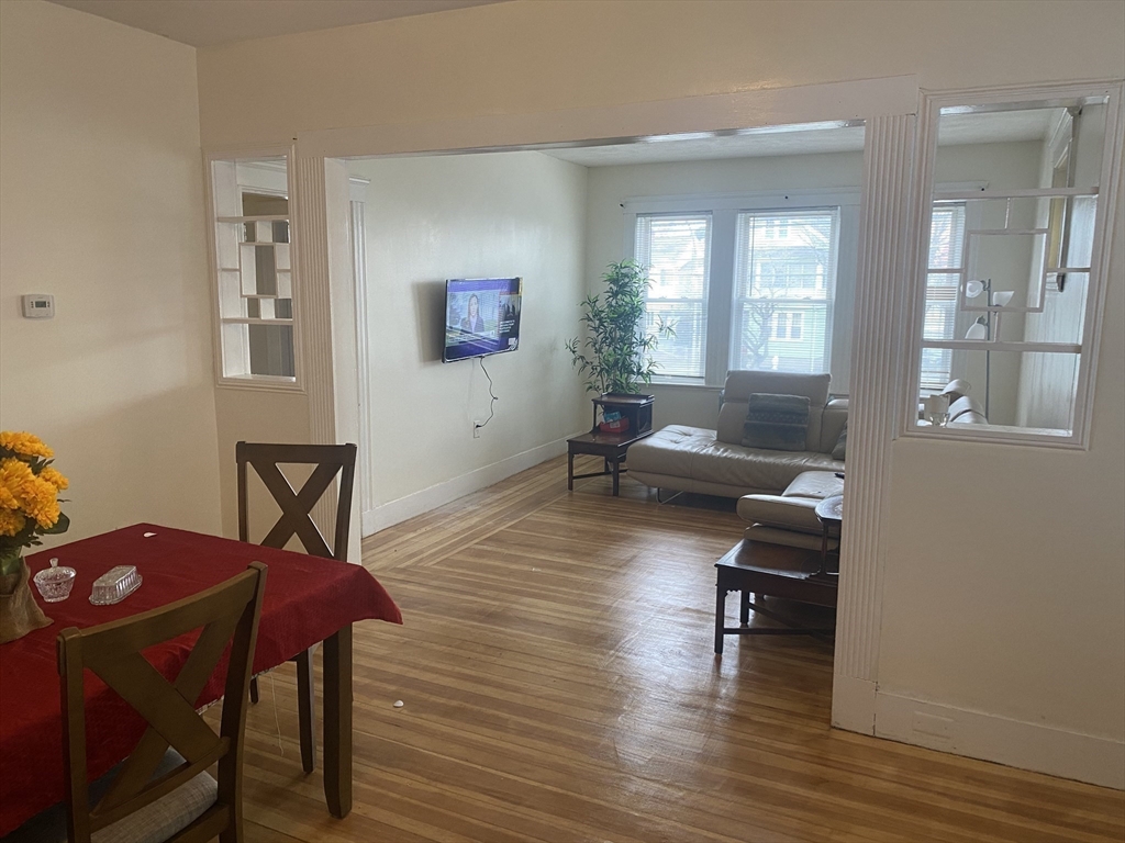 745 Mt Auburn St, Watertown