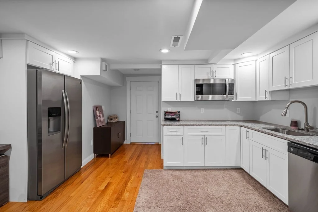 64 Waltham St, Watertown