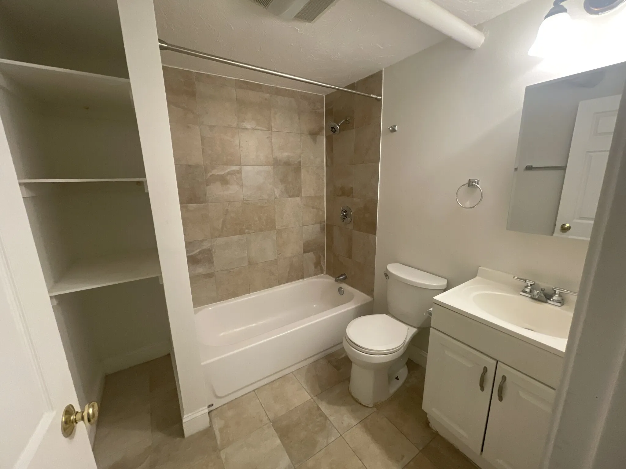 38 Hemenway St, Fenway