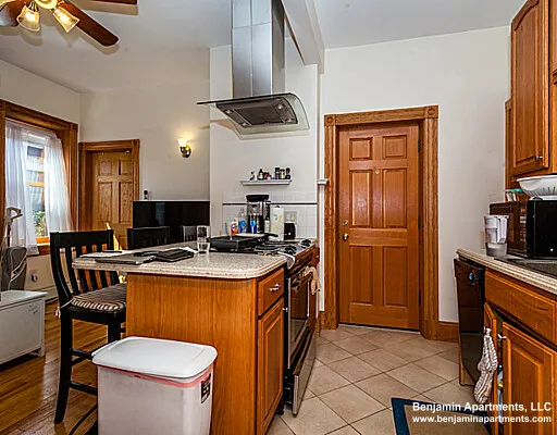 97 Myrtle St, Beacon Hill