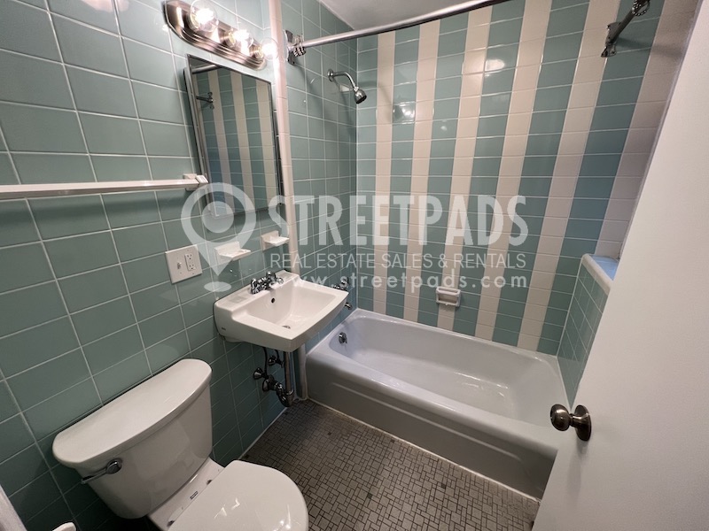 1315 Commonwealth Ave, Allston