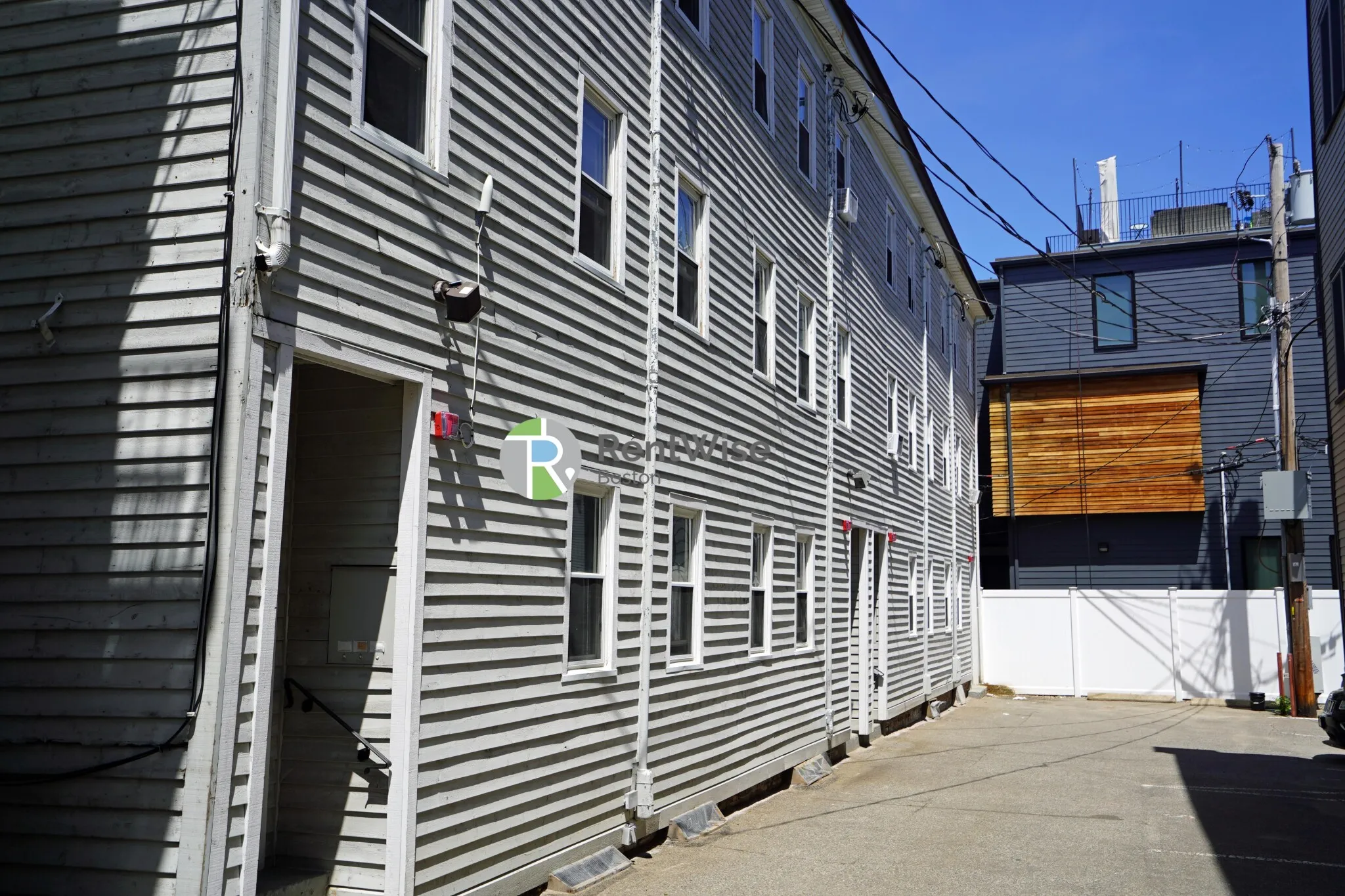 3 Schrepel Pl, South Boston