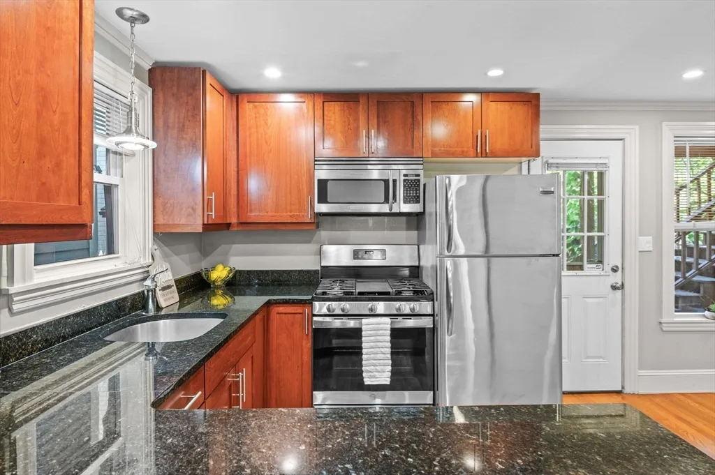 6 Bristol St, Wellington-Harrington