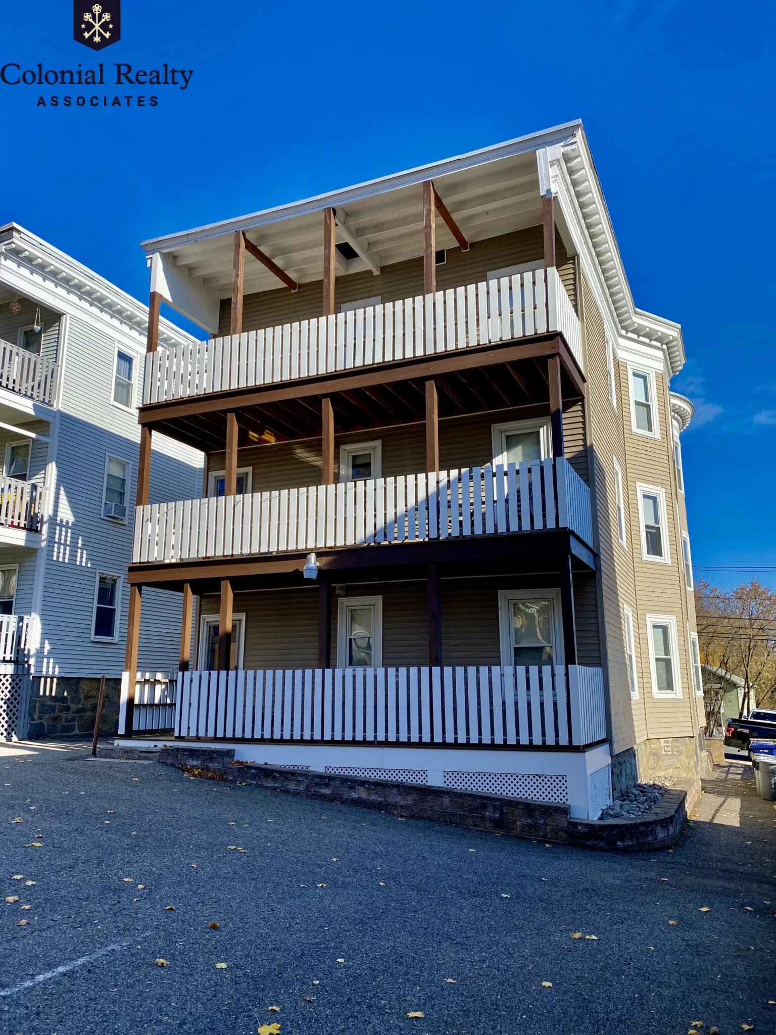 18 Bigelow St, Oak Square