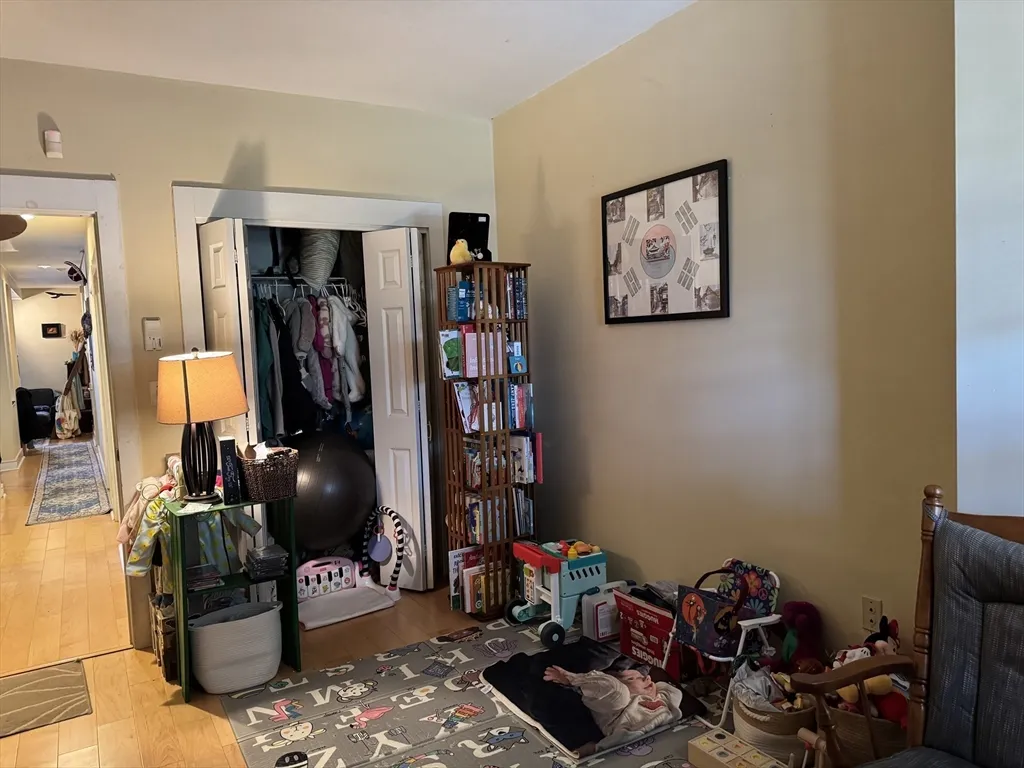 20 Linwood St, Roxbury