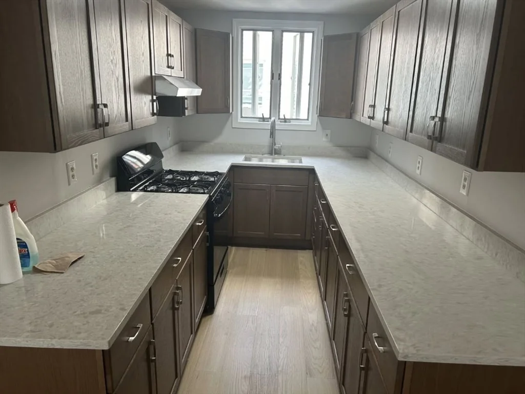 50-50A Kirtland St, Lynn