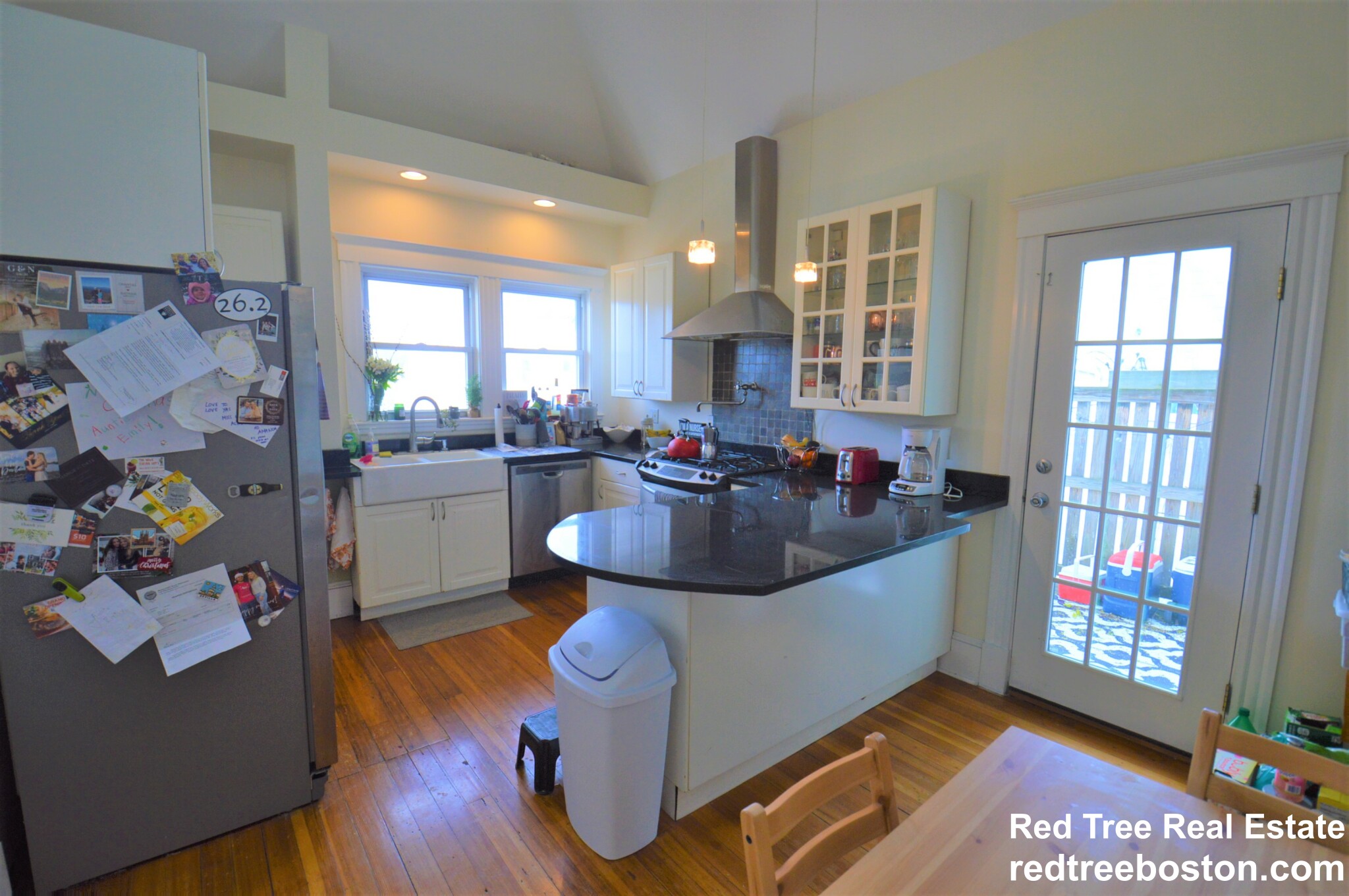 14 Breck Ave, Oak Square