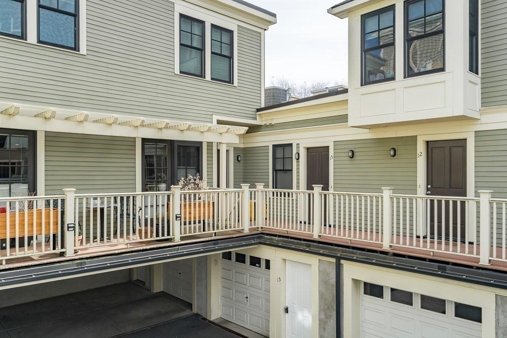 15 Valentine St, Cambridgeport