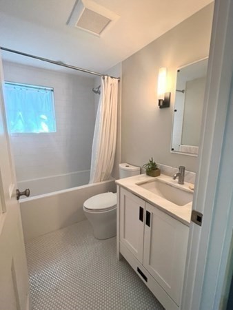 4 Brattle Cir, Cambridge