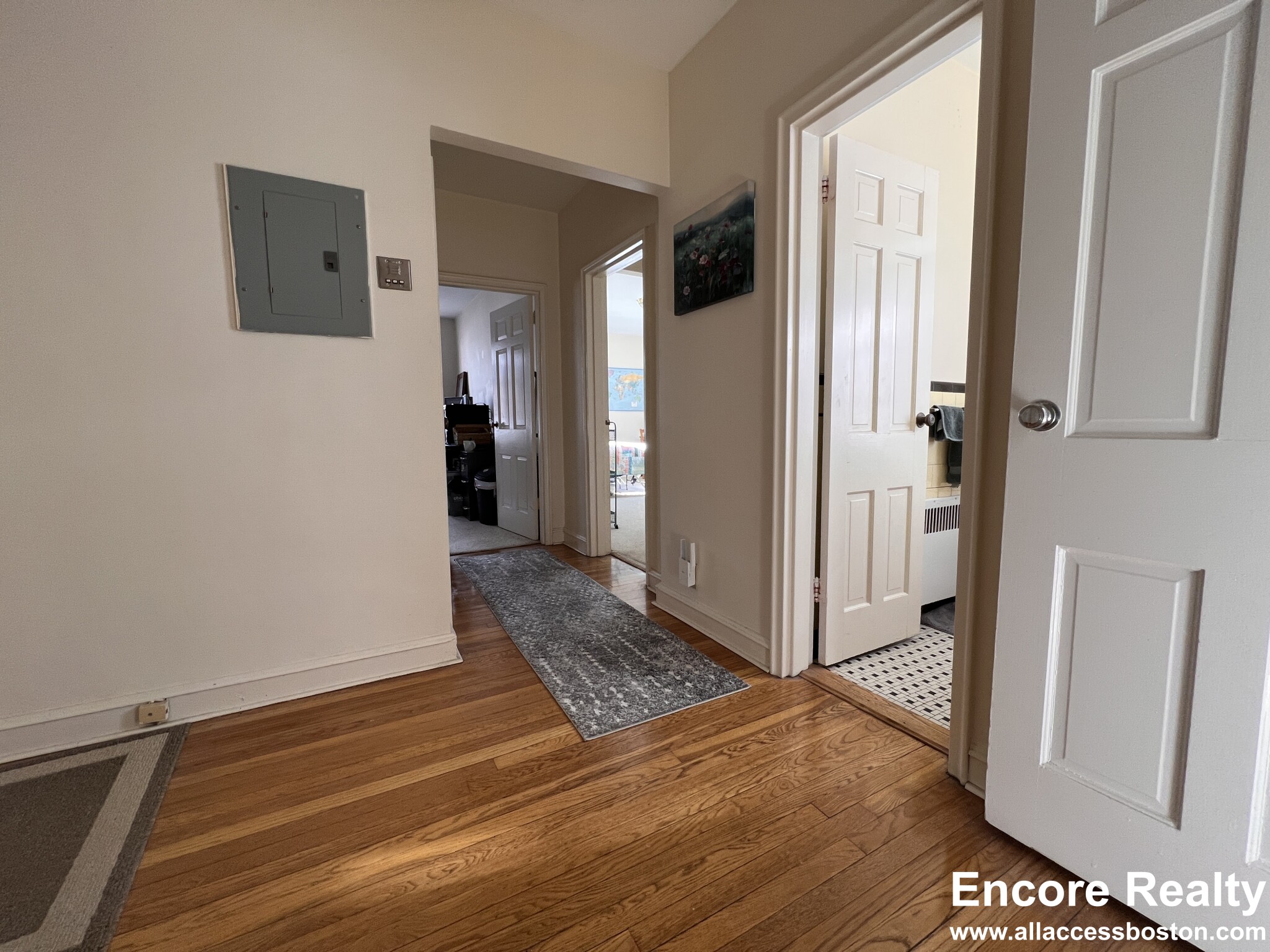 93 Longwood Ave, Coolidge Corner