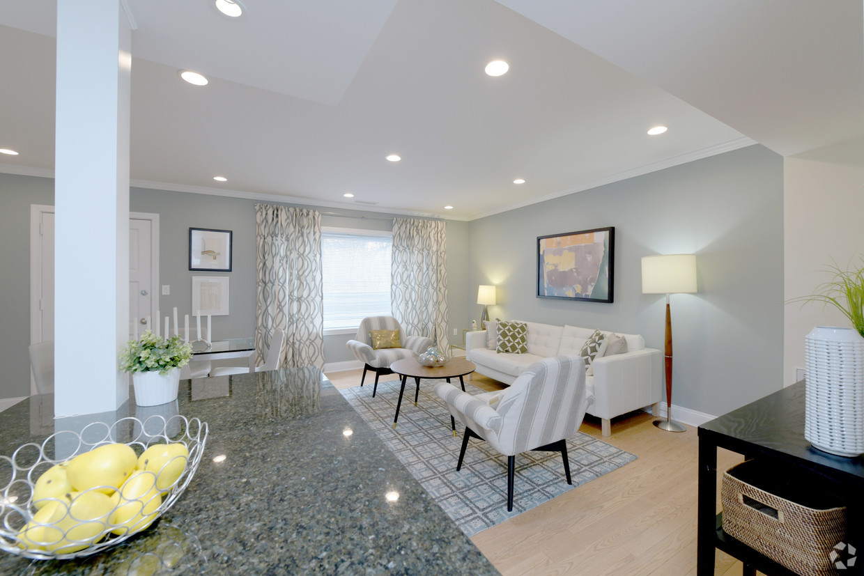 1 bed, 1 bath apartment for rent at 160 Independence Dr Unit 1, Chestnut Hill — photo 7 of 10