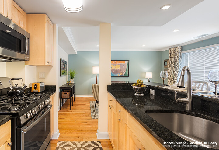 2 bed, 1.5 bath apartment for rent at 39 Sherman Rd Unit 4, Chestnut Hill — photo 5 of 6