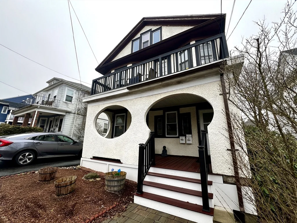 12 Bailey St, West Somerville