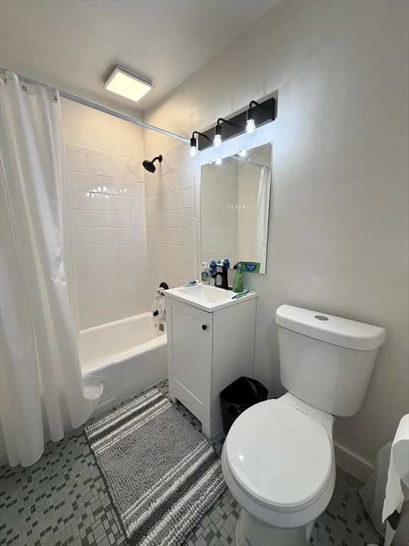 720 Bennington St, East Boston