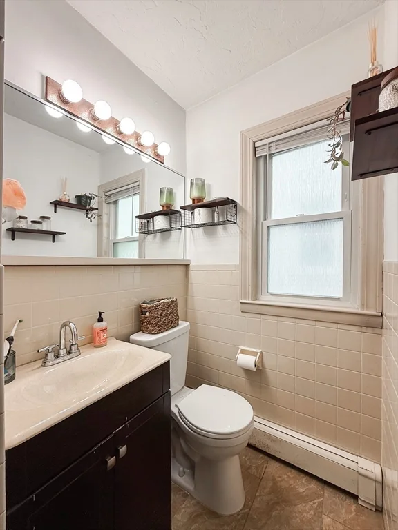 10 Hunnewell Ave, Brighton