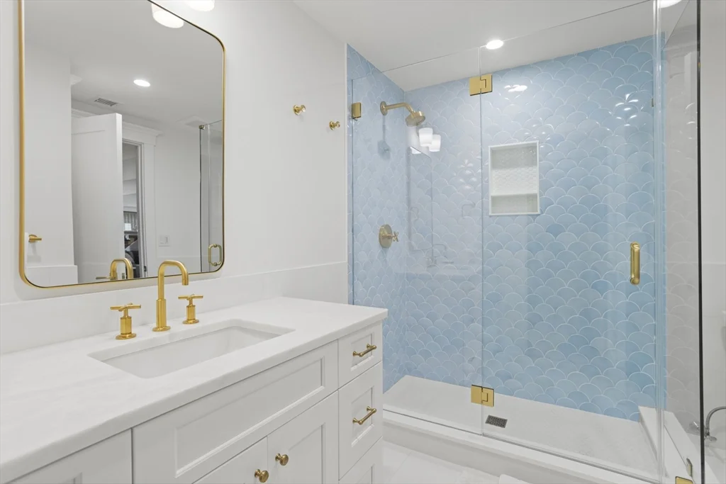 13B Gingy Ln, Nantucket