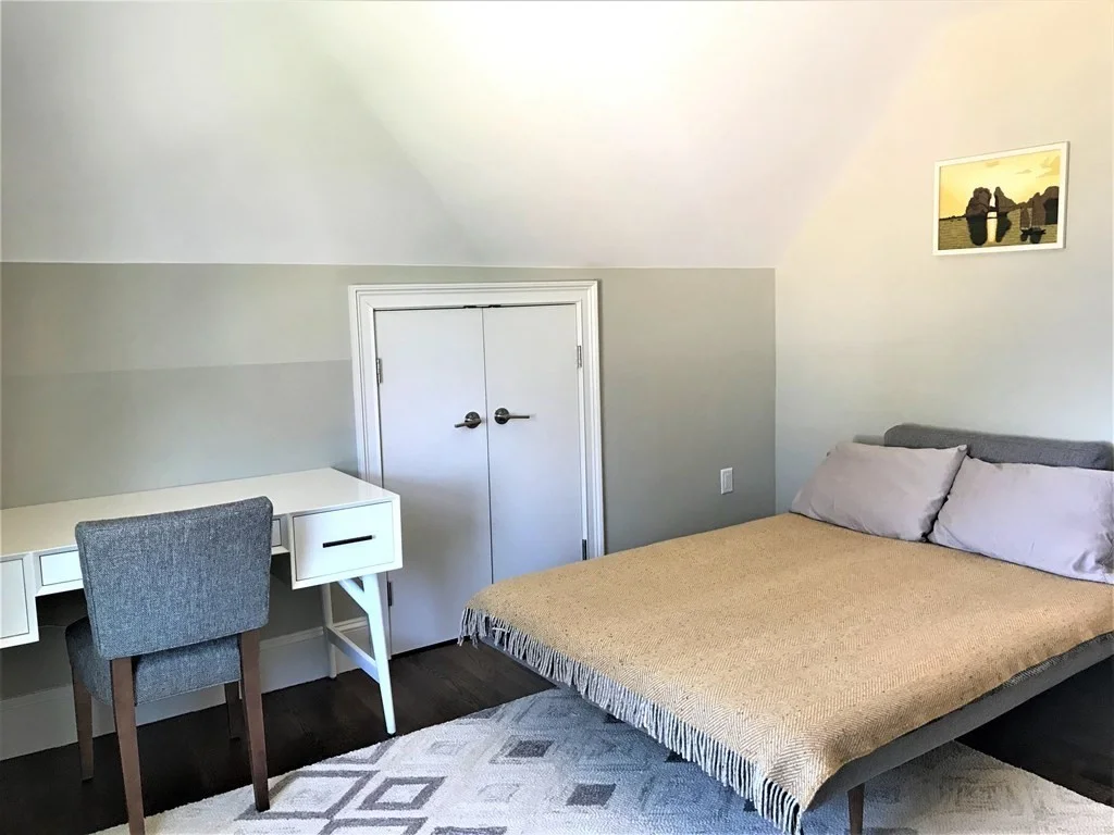 27 Albion St, Powder House Square