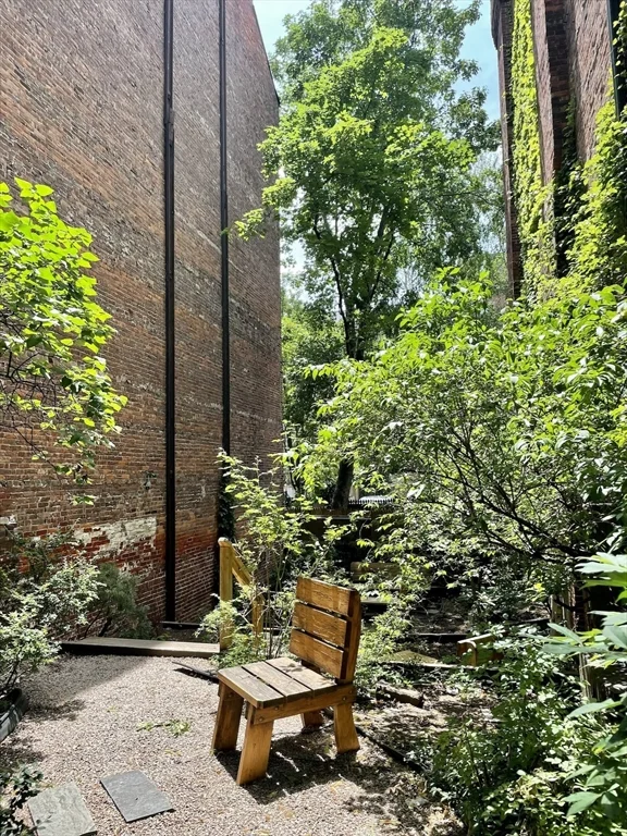 70 Rutland St, South End