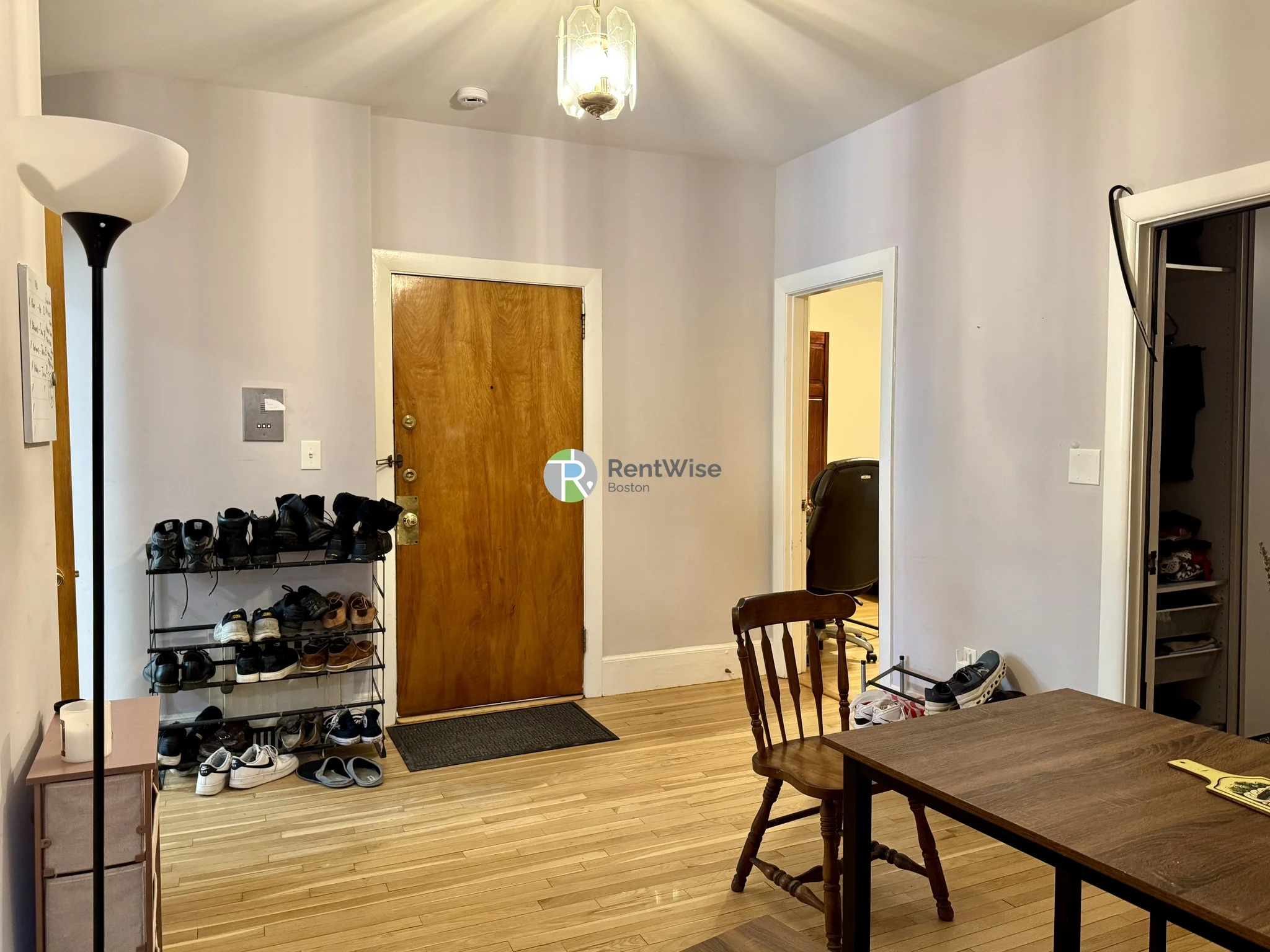 39 Saint Paul St, Coolidge Corner