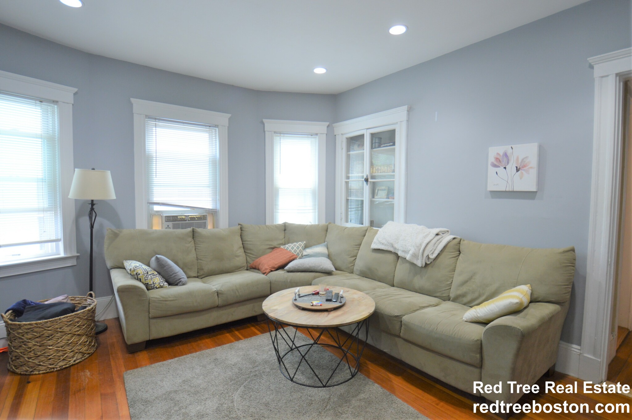 18 Hunnewell Ave, Brighton