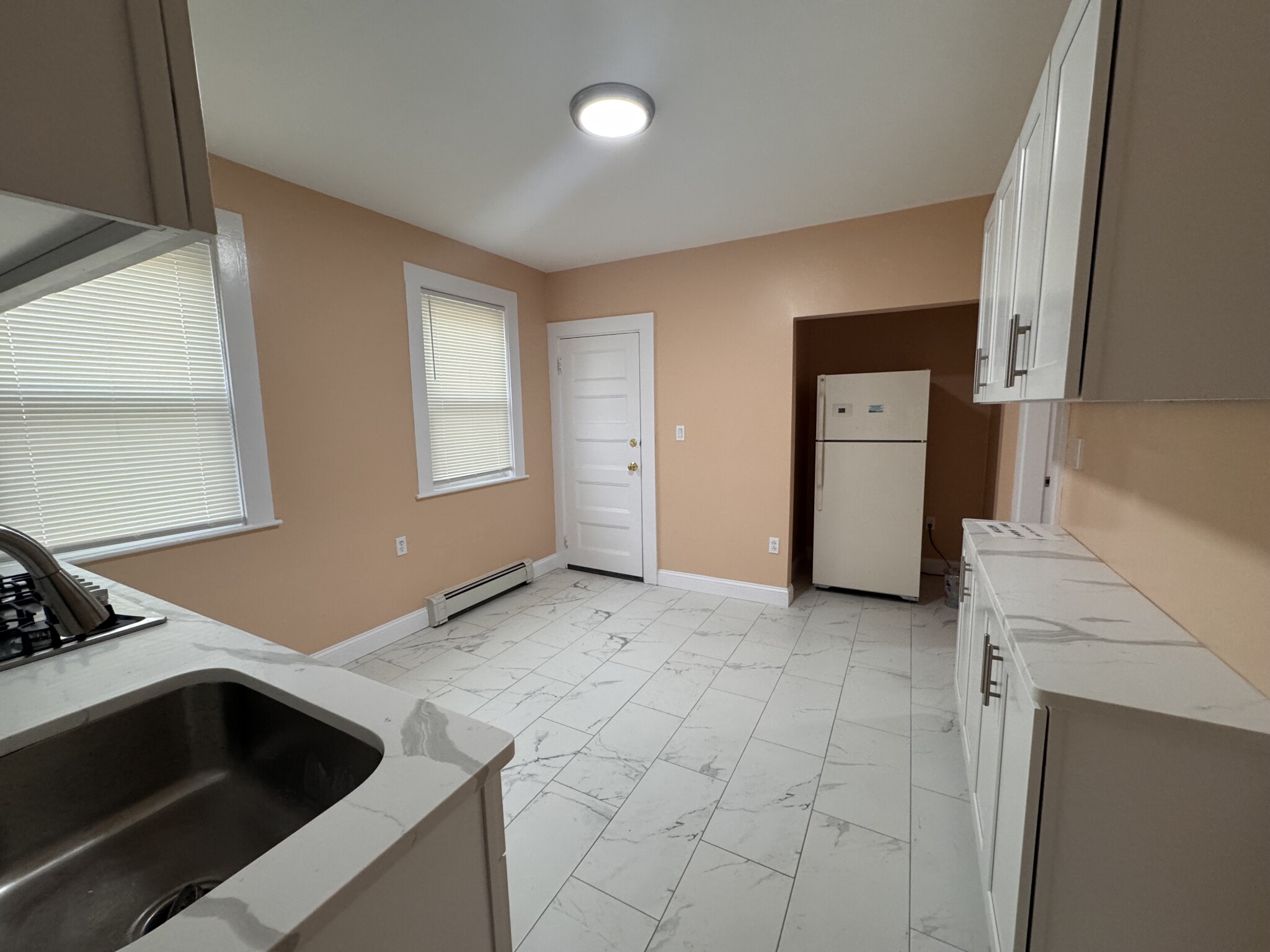 22 West Squantum St, North Quincy