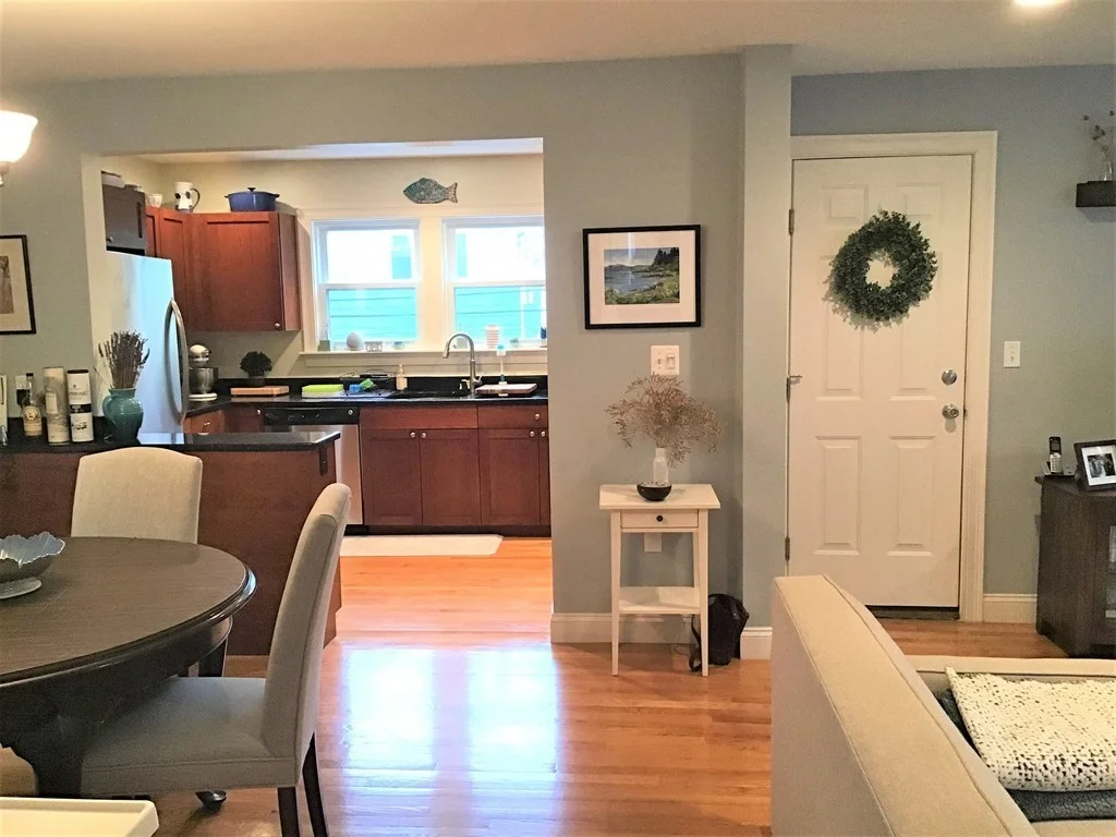 60 Magnolia Ave, Ward Two