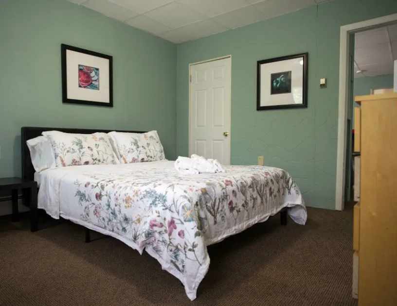 42 Everett St, East Boston