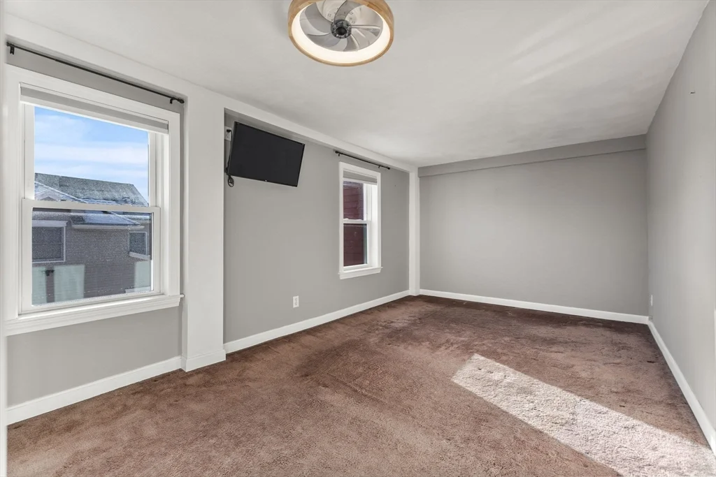 12 Wright St, Stoneham