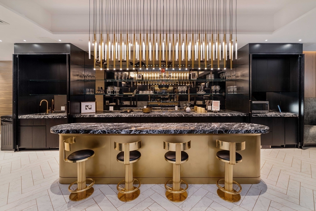 55 Lagrange, South End