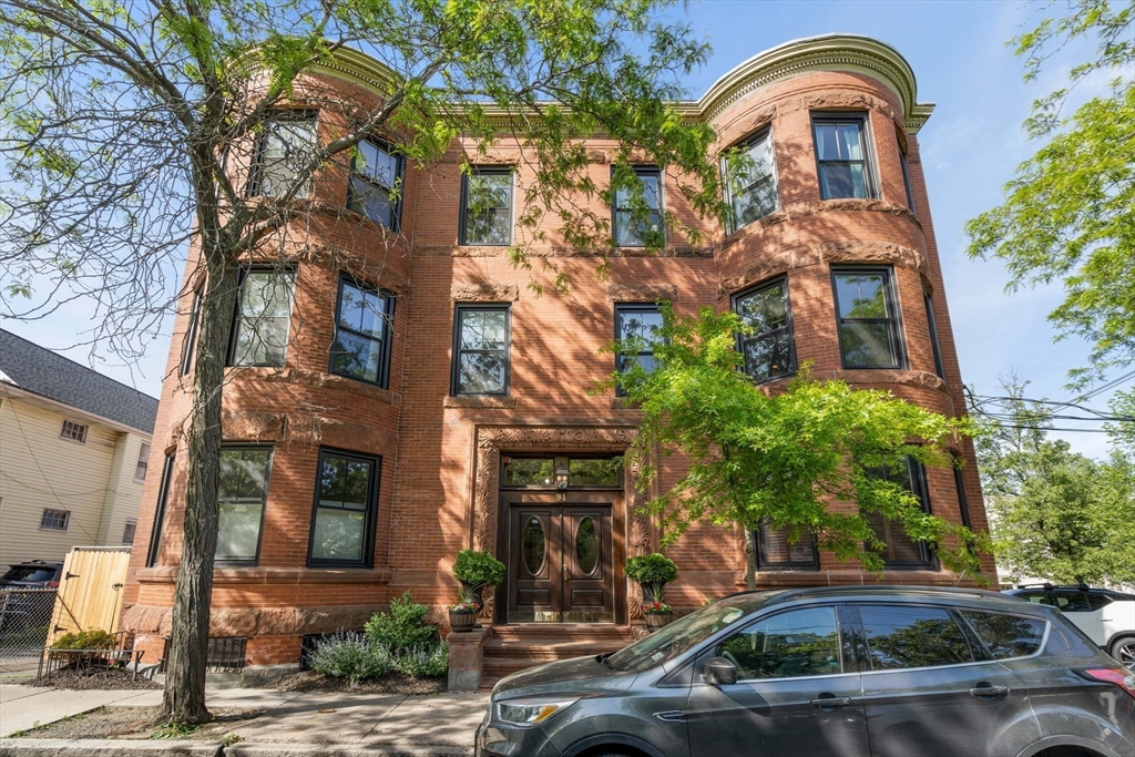 91 Perkins St, East Somerville